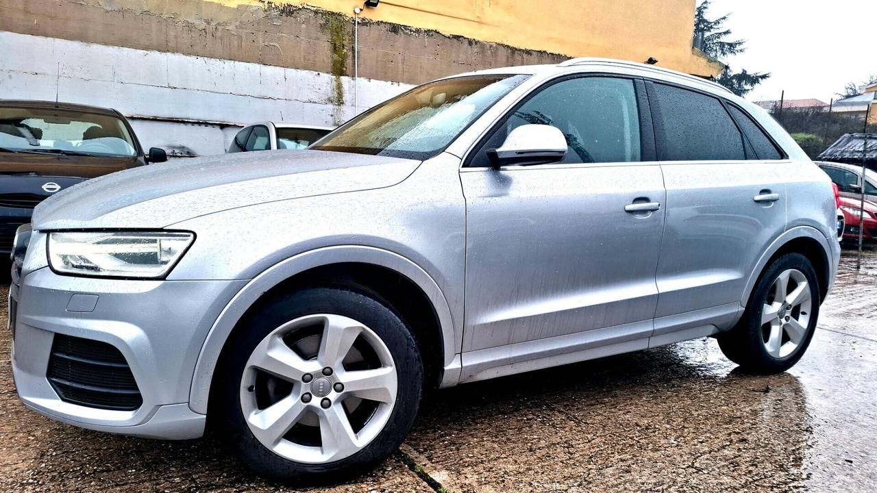 AUDI Q3 2.0 TDI 150 CV Business