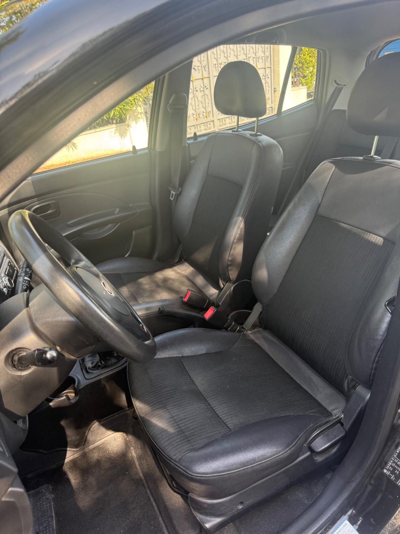 Kia Picanto 1.0 Benzina 105 milaKM neopatentati