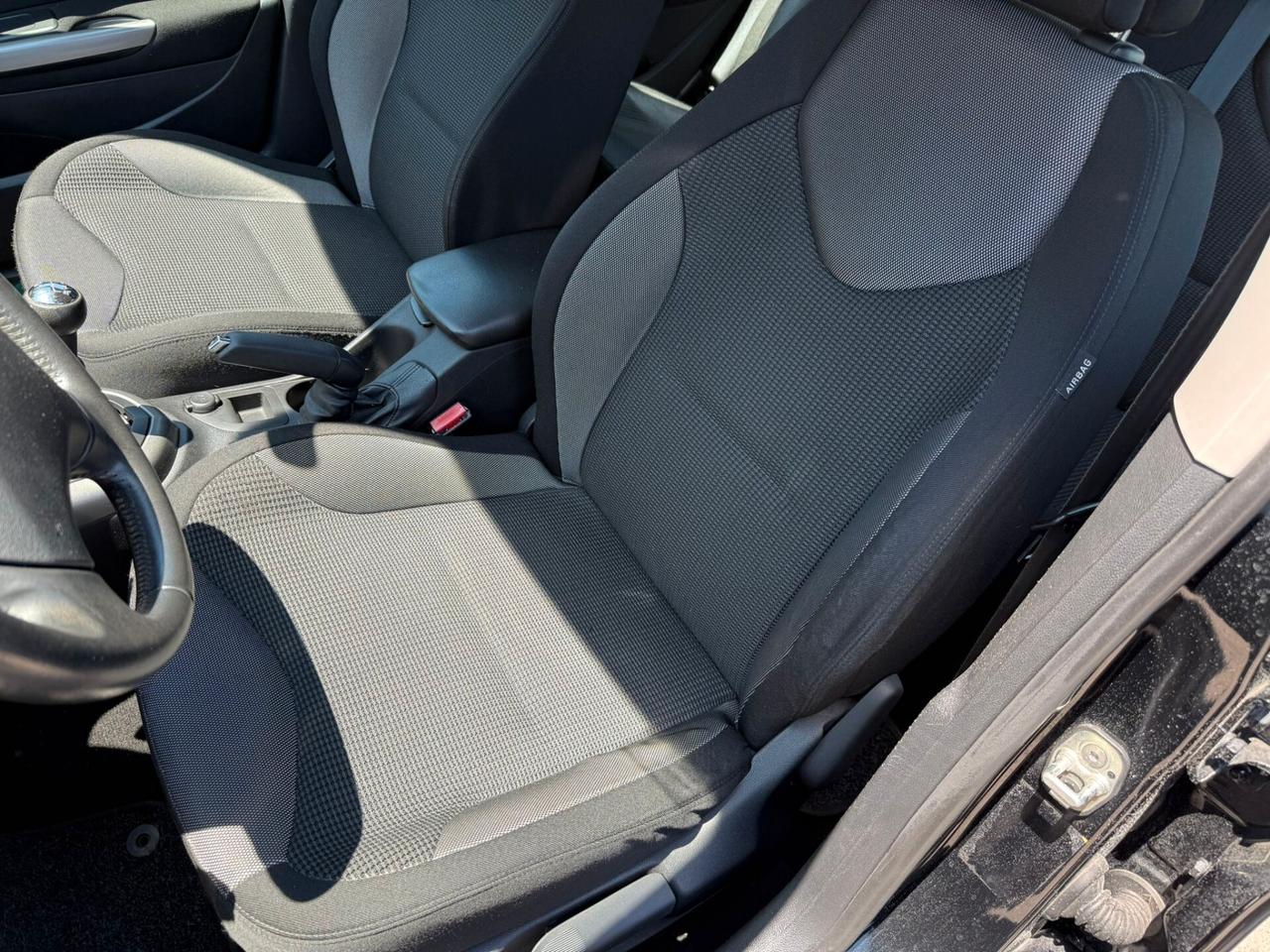 Peugeot 308 1.6 VTi 120CV 5p. Tecno