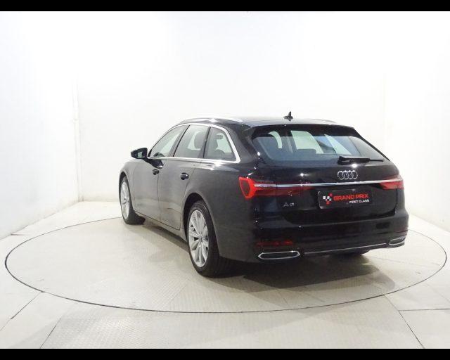 AUDI A6 Avant 40 2.0 TDI S tronic Business Sport