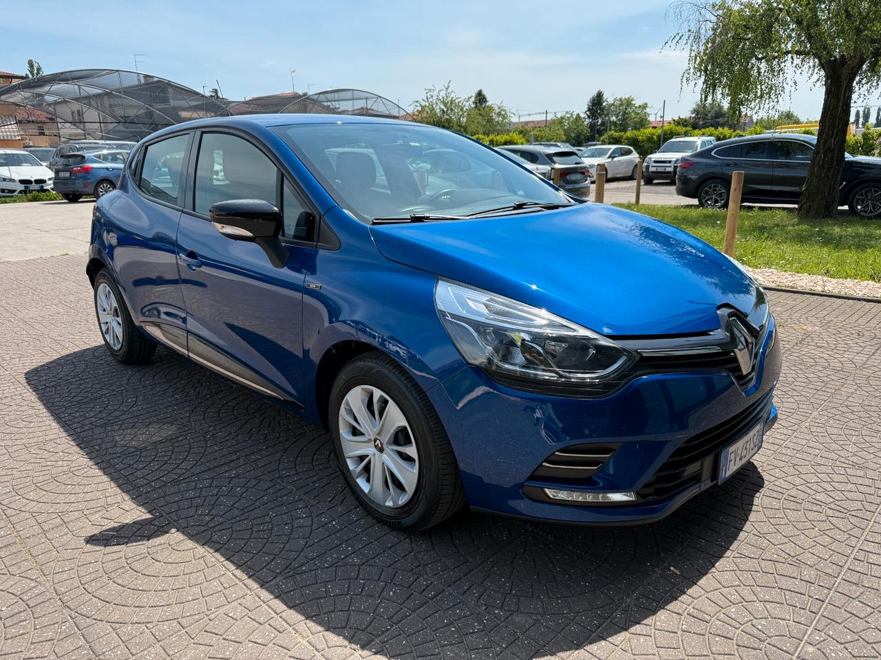 Renault Clio dCi 8V 75 CV 5 porte Moschino Intens