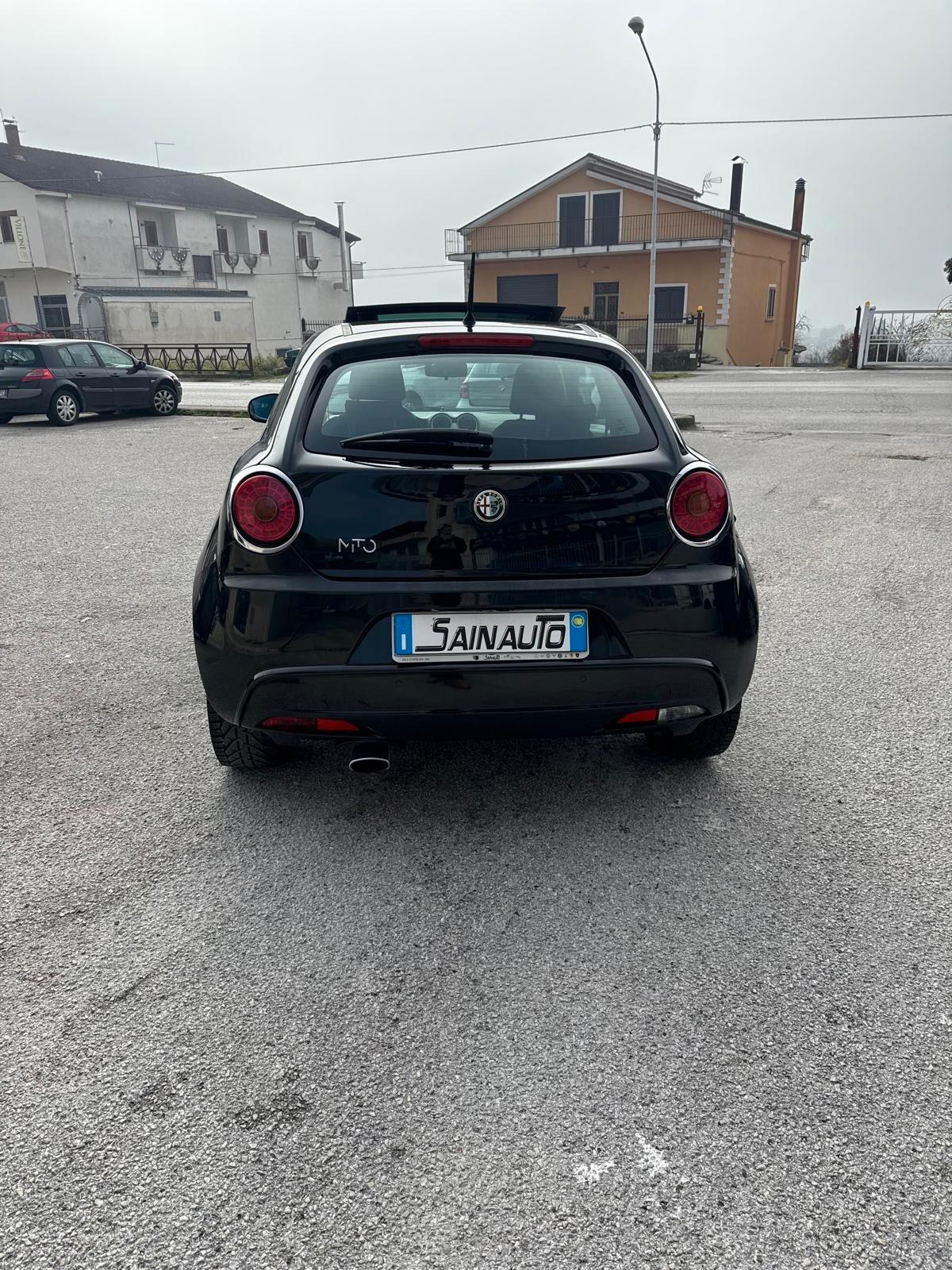 Alfa Romeo MiTo 1.6 JTDm Distinctive Sport Pack Tetto Garanzia