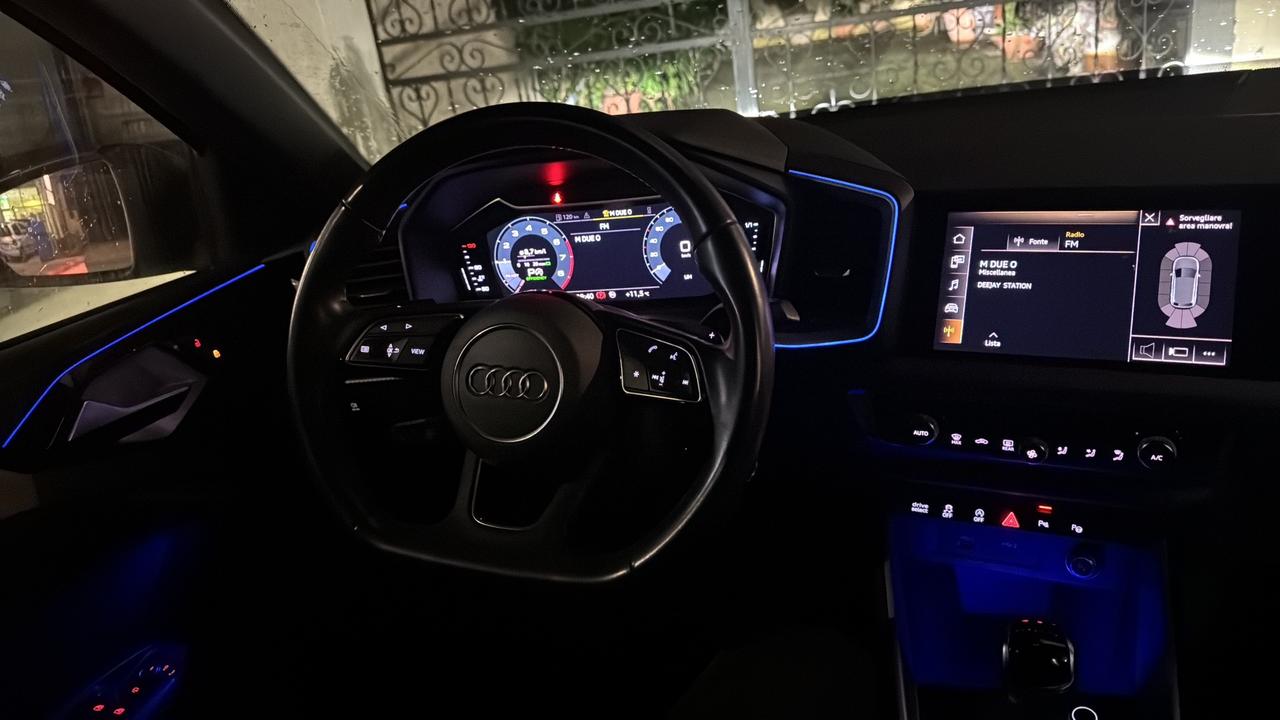 Audi A1 SPB 30 TFSI S tronic Identity Black