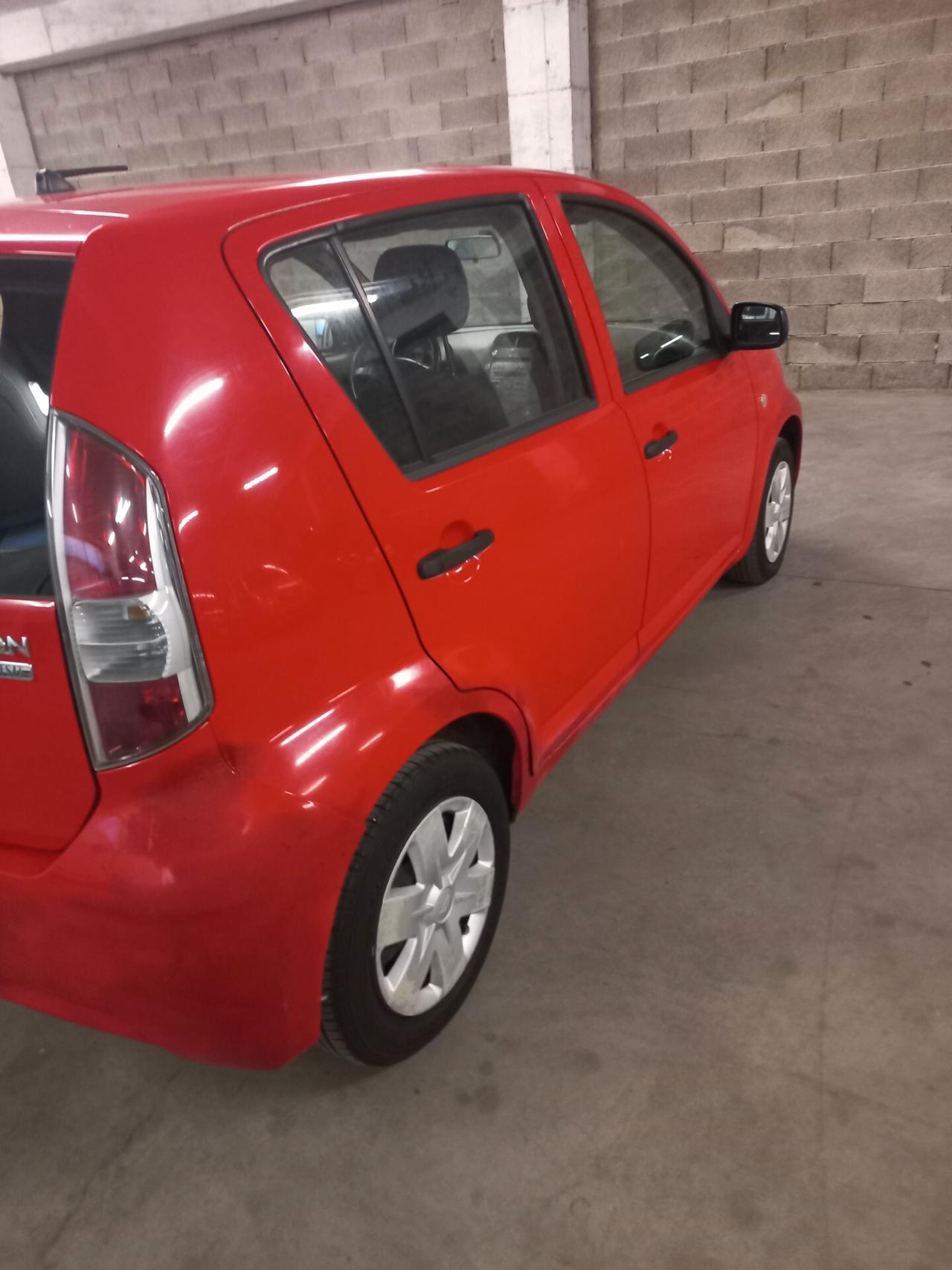 Daihatsu Sirion 1.0 12V Mio