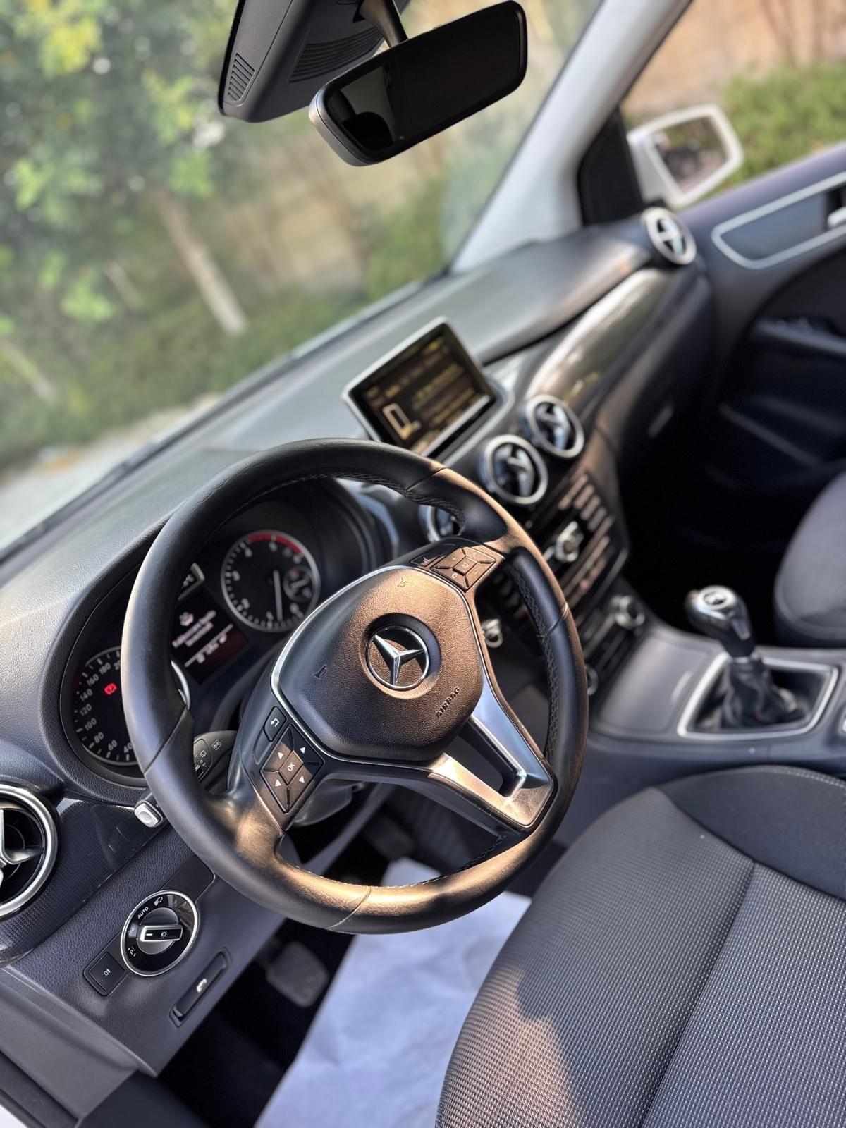 Mercedes-benz B 180 B 180 CDI Premium