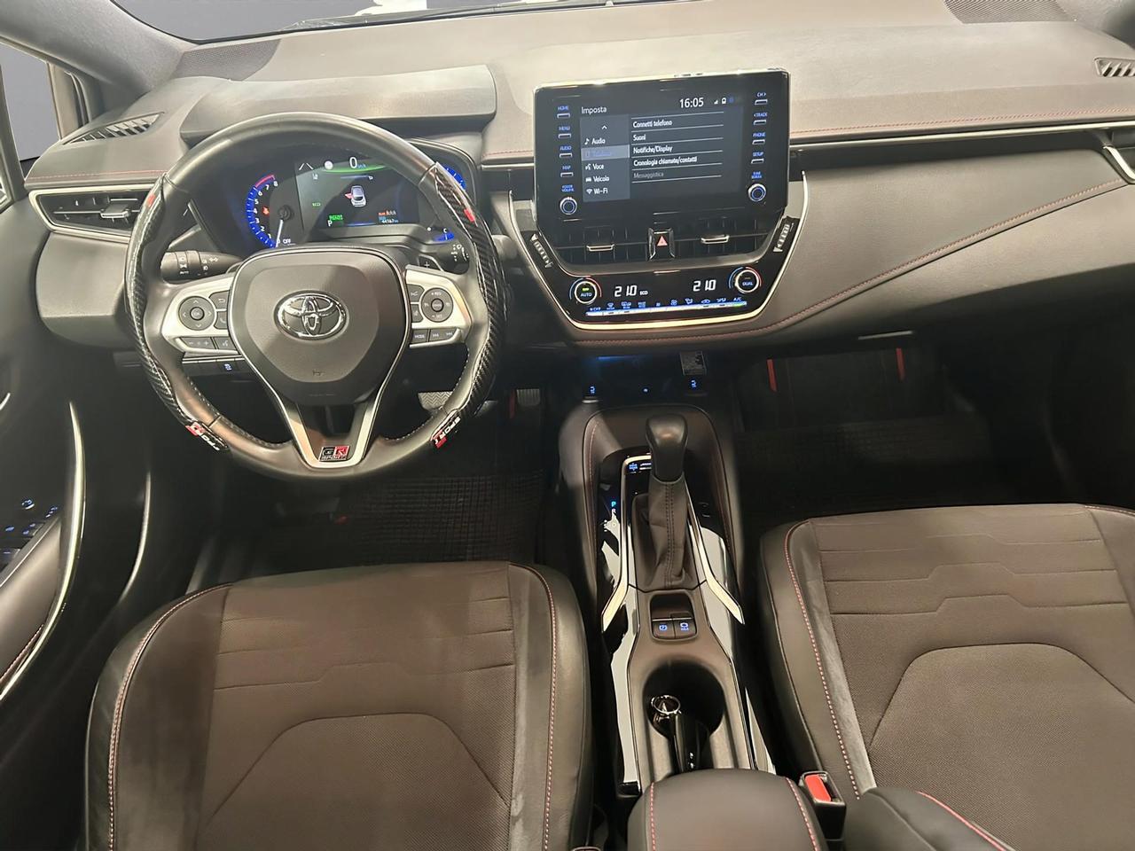 Toyota Corolla 2.0h Lounge cvt