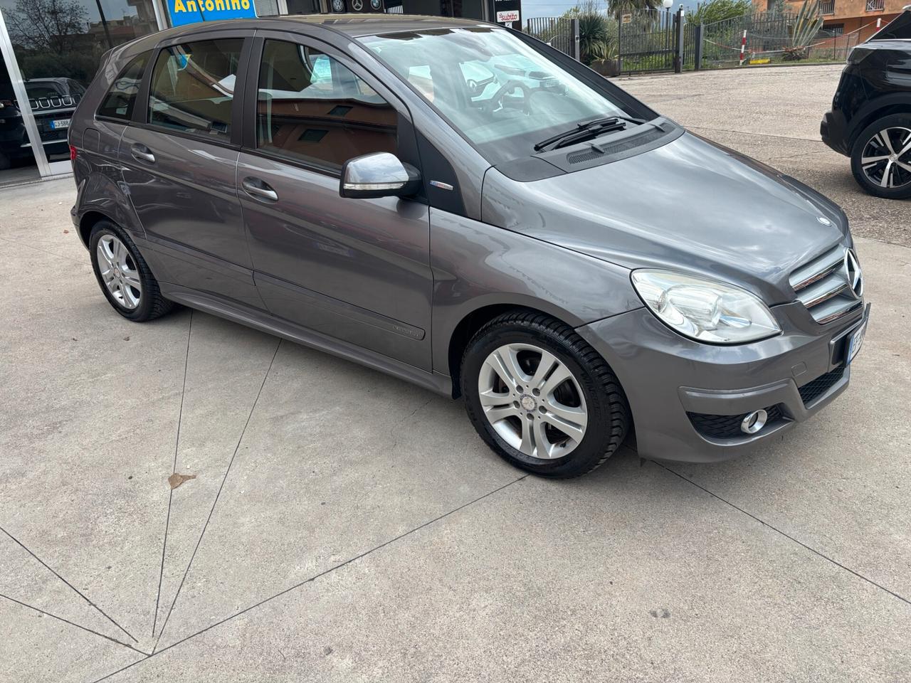 Mercedes-benz B 180 BlueEFFICIENCY Executive-2011