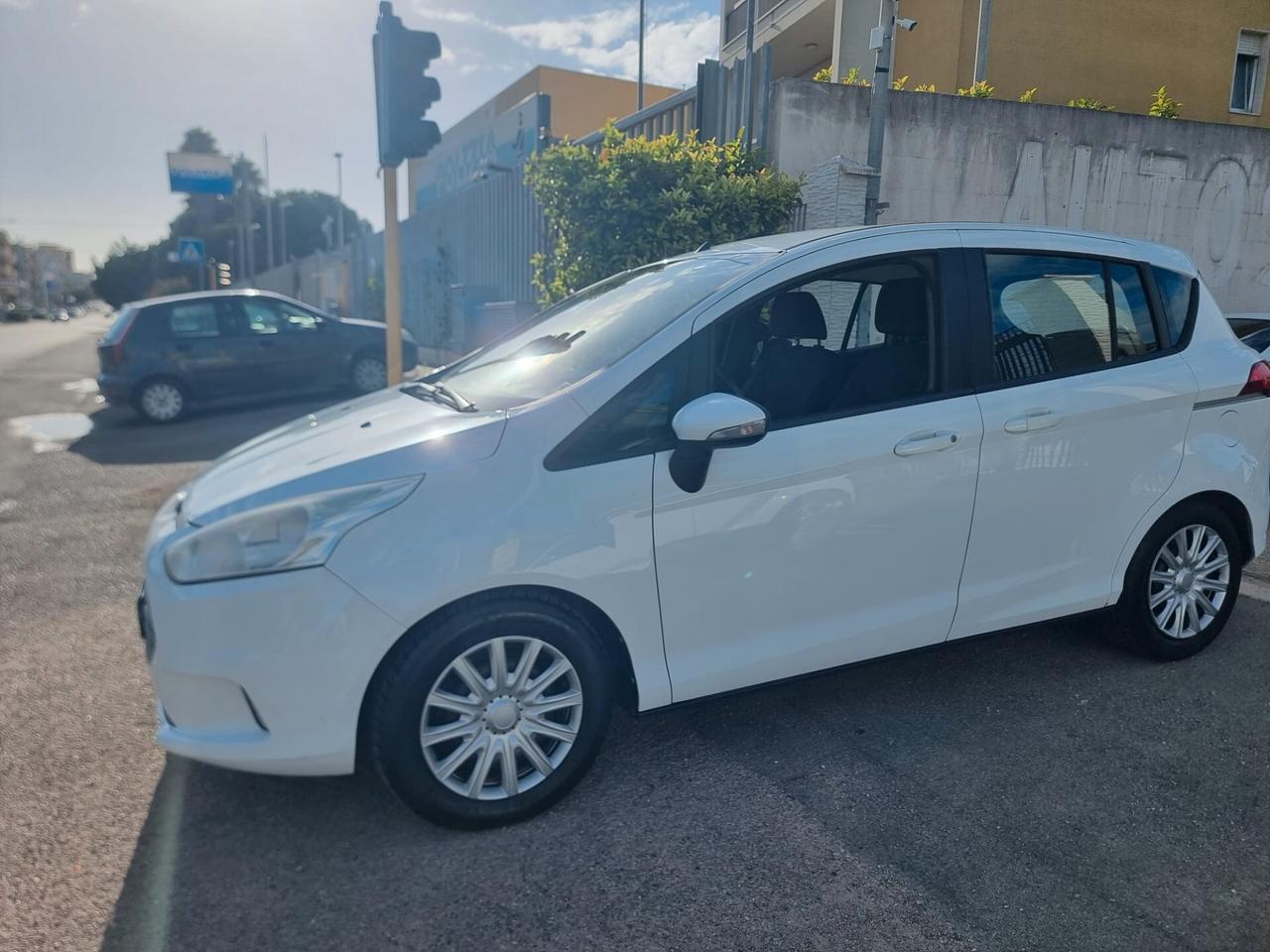 Ford B-Max 1.4 90 CV GPL Business