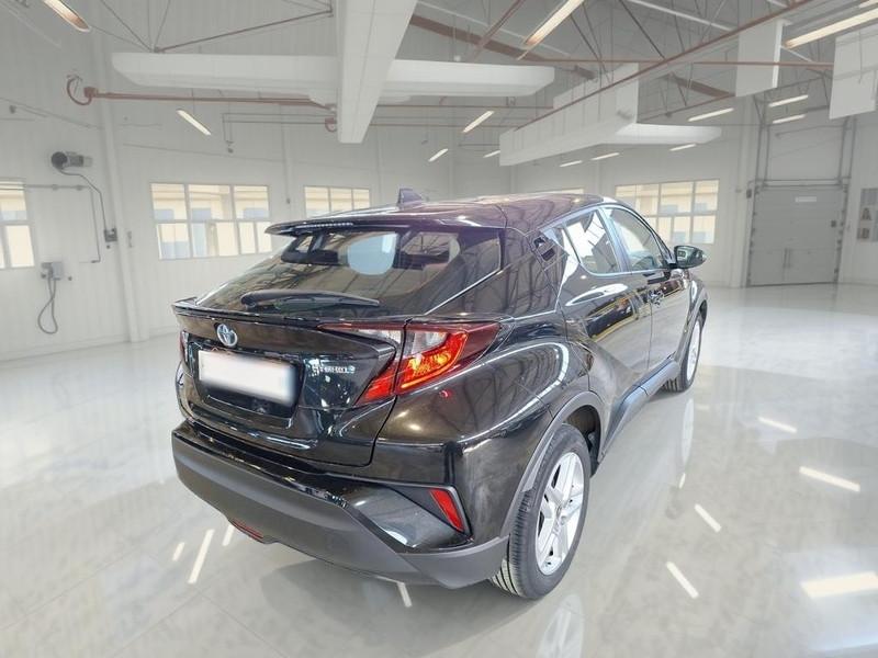 TOYOTA C-HR 1.8H 98CV E-CVT Business