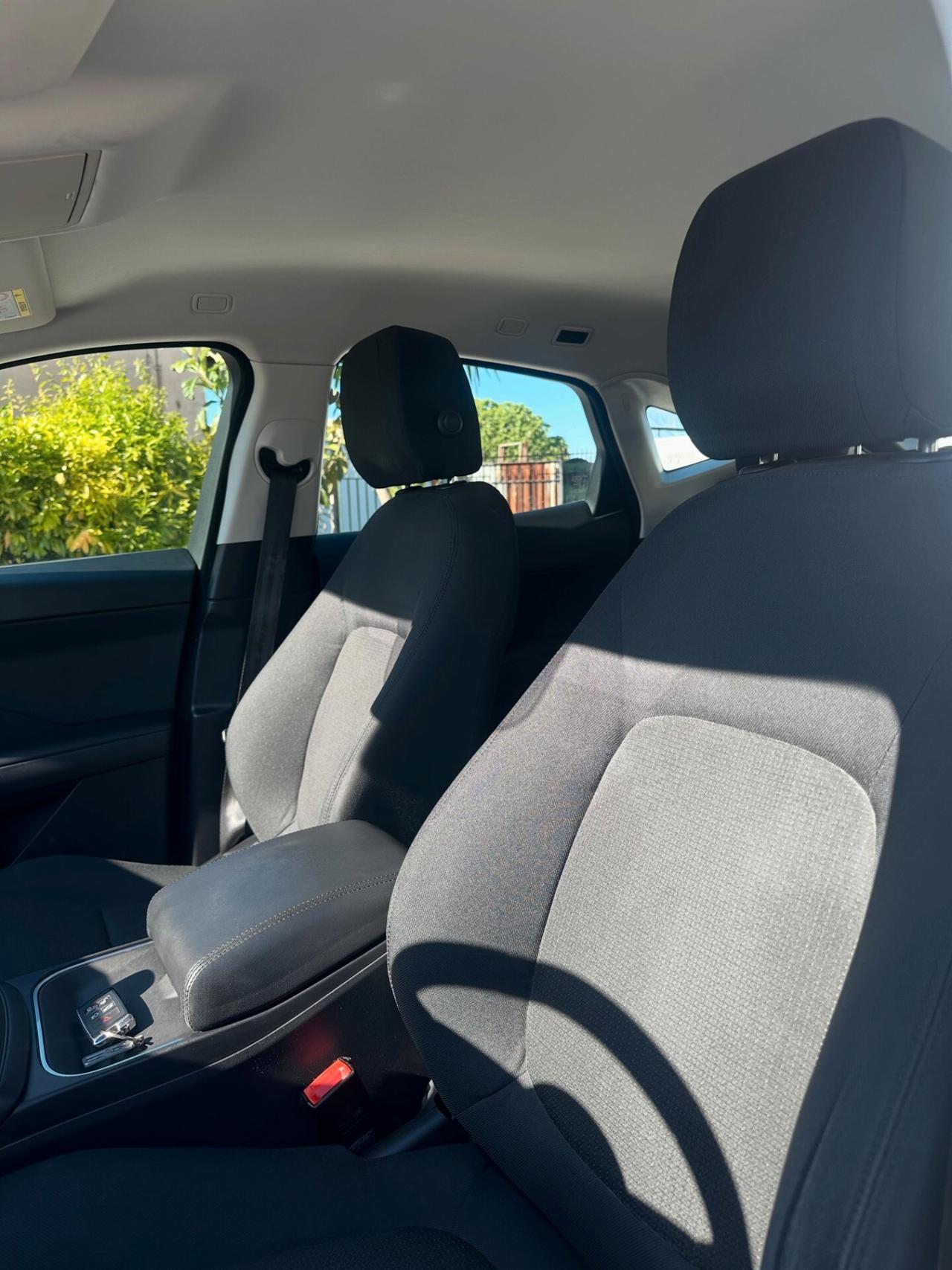 Jaguar E-Pace 2.0D 180 CV AWD R-Dynamic S