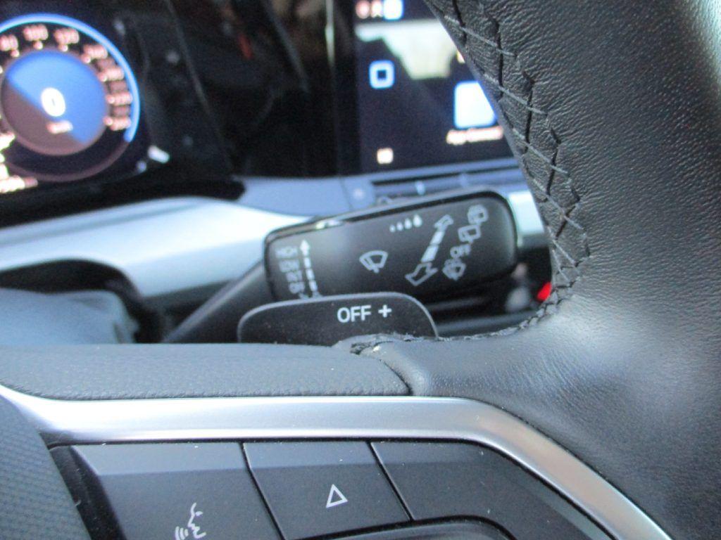 Volkswagen Golf 2.0 TDI DSG SCR Life Carplay/Led