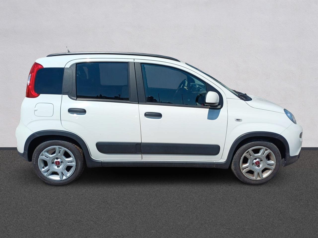 Fiat Panda 1.0 Hybrid City Life 2023 | da €194 al mese