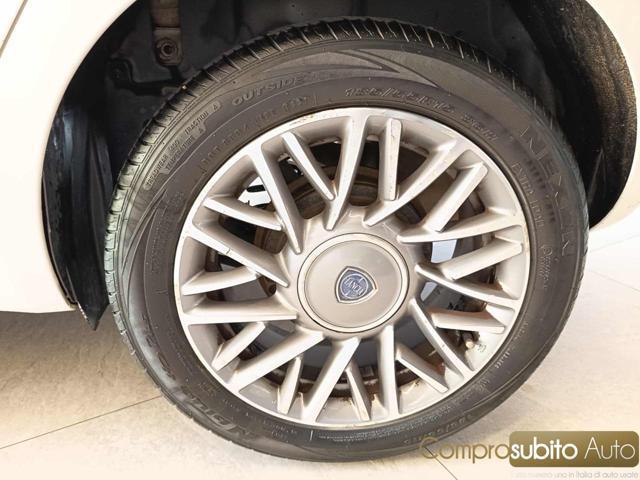 LANCIA Ypsilon 1.3 MJT 75 CV Platino