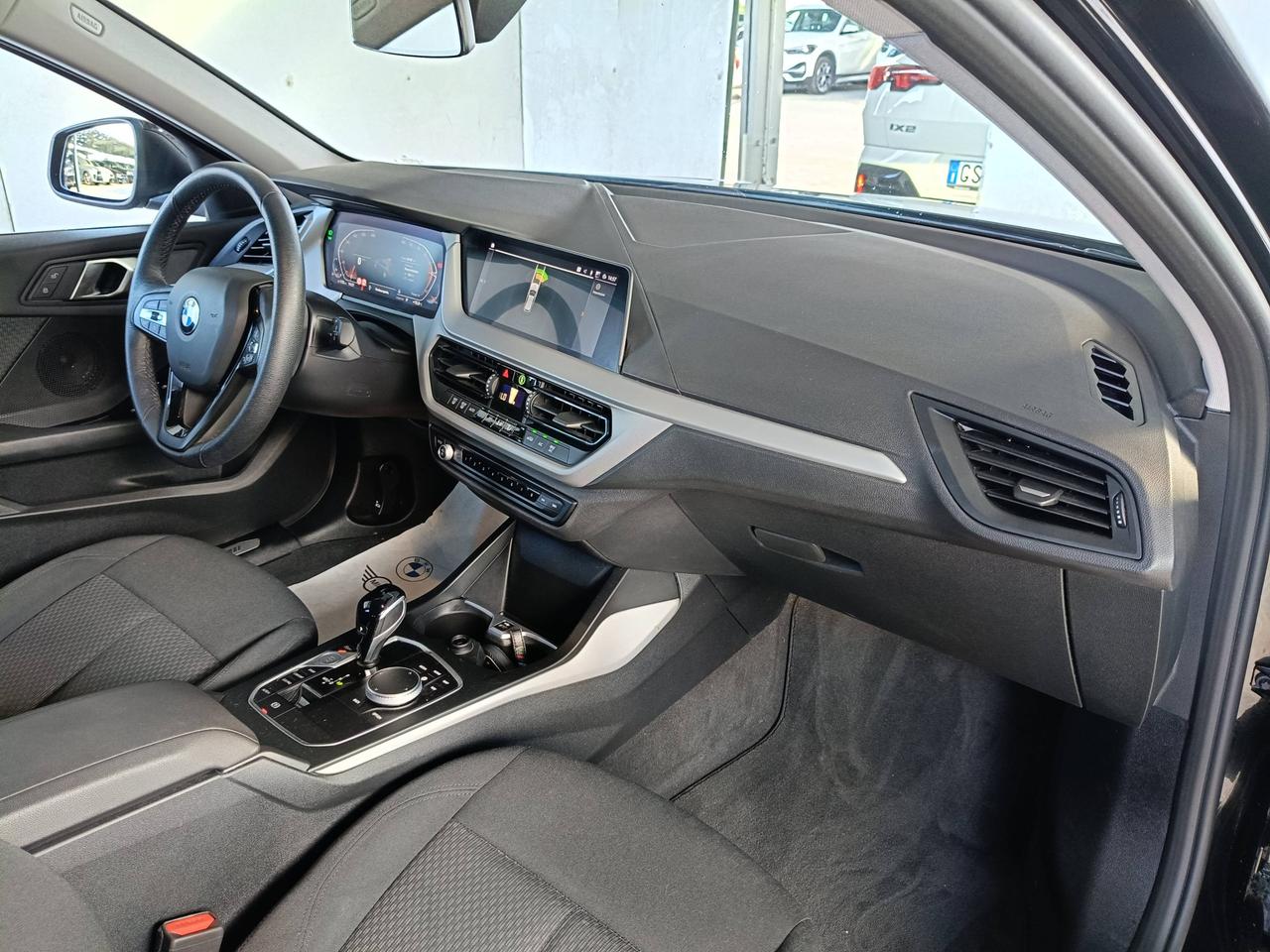 BMW Serie 1 F40 - 116i Msport Exterior auto