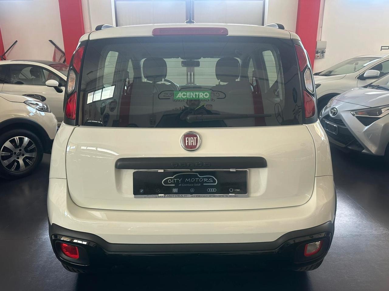 Fiat Panda 1.2 Connected by Wind