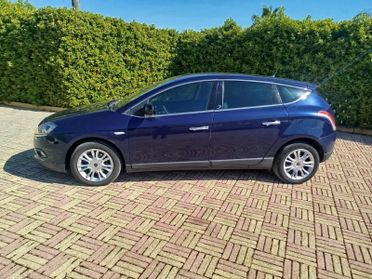 Lancia Delta 1.6 MJT DPF Silver