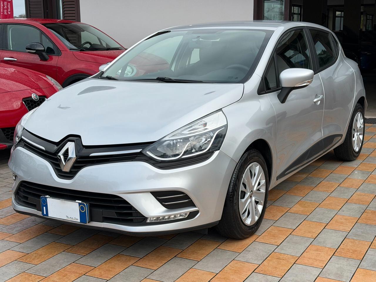 Renault Clio 1.5 DCI 75 cv. ENERGY BUSINESS (Autocarro 4P. N1)