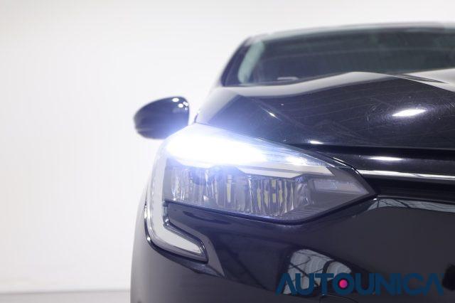 RENAULT Clio TCE 90 CV 5 PORTE EQUILIBRE NEOPATENTATI FARI LED