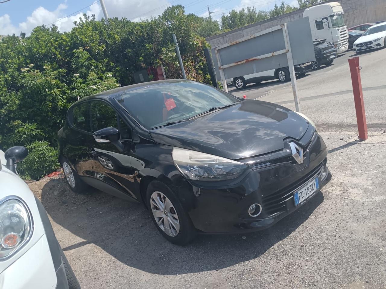Renault Clio dCi 8V 75 CV Start&Stop 5 porte Energy Duel