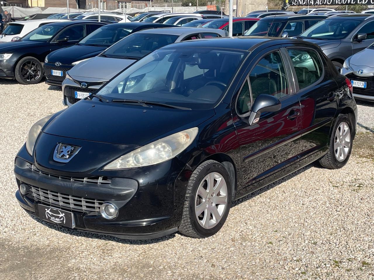 Peugeot 207 1.6 HDi 110CV 5p. Féline