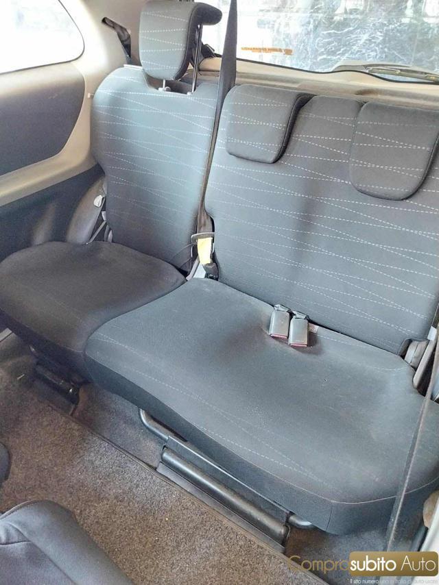 TOYOTA Yaris 1.3 3 porte