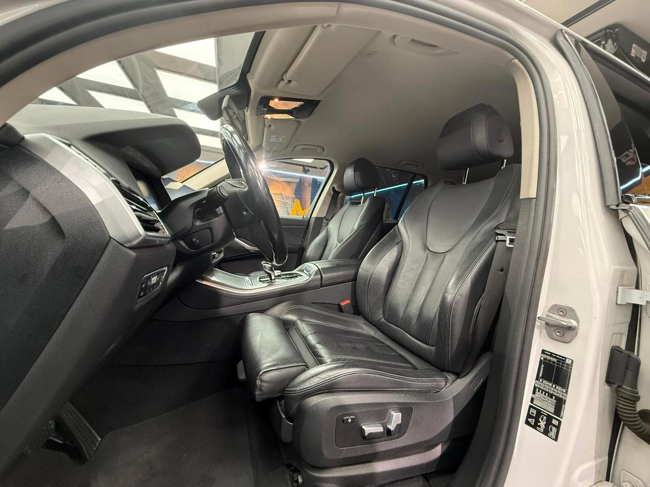 Bmw X5 xDrive30D X-Line (630)