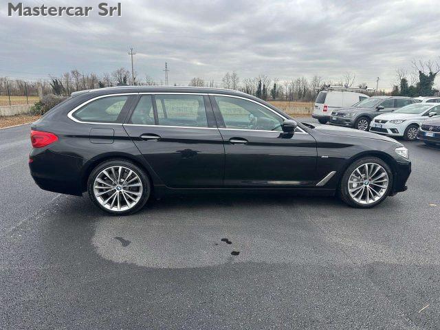 BMW 530 530d Touring xdrive Sport 265cv auto - FJ602TM