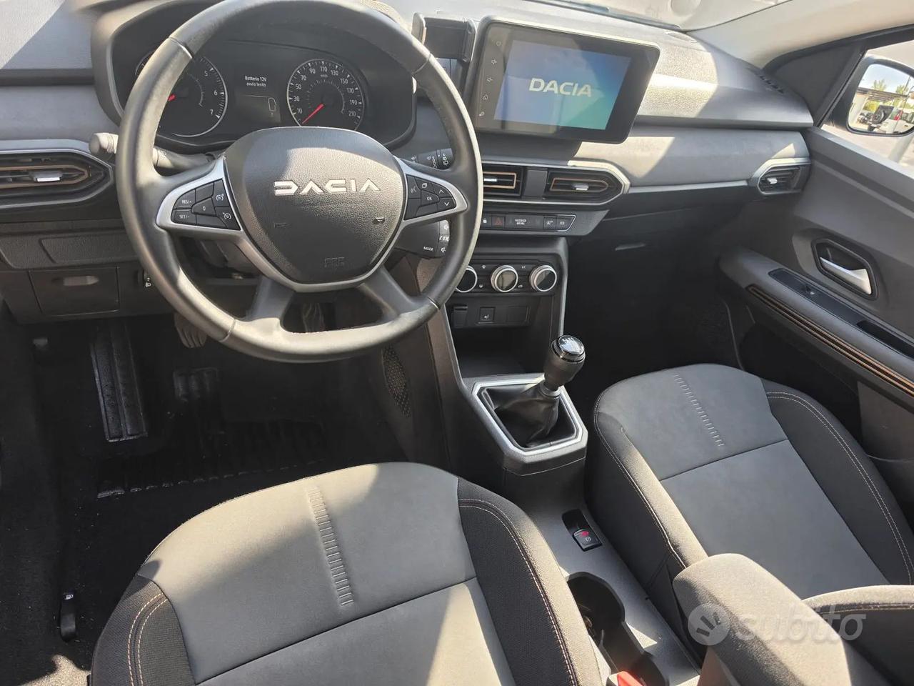 Dacia Sandero Stepway benzina 2024 - 8.000 km