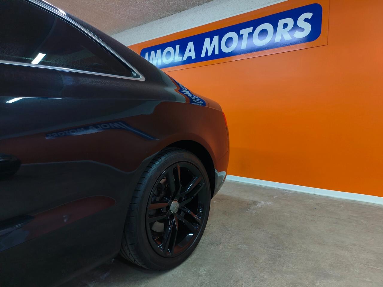 Audi A5 Coupé 2.0 TDI 177 CV S-line Total Black