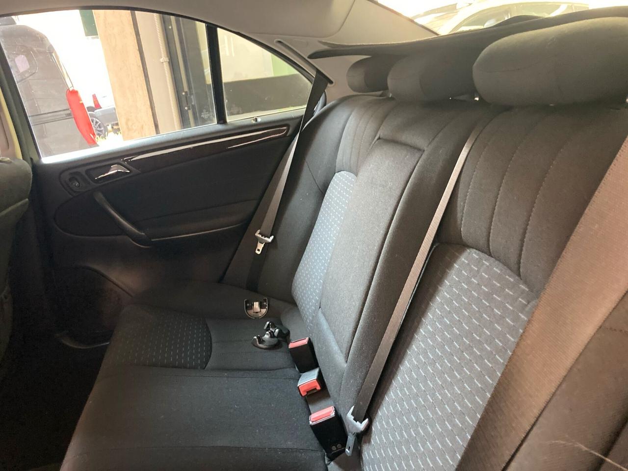 Mercedes-benz C 200 CDi -X NEOPATENTATI- 2004