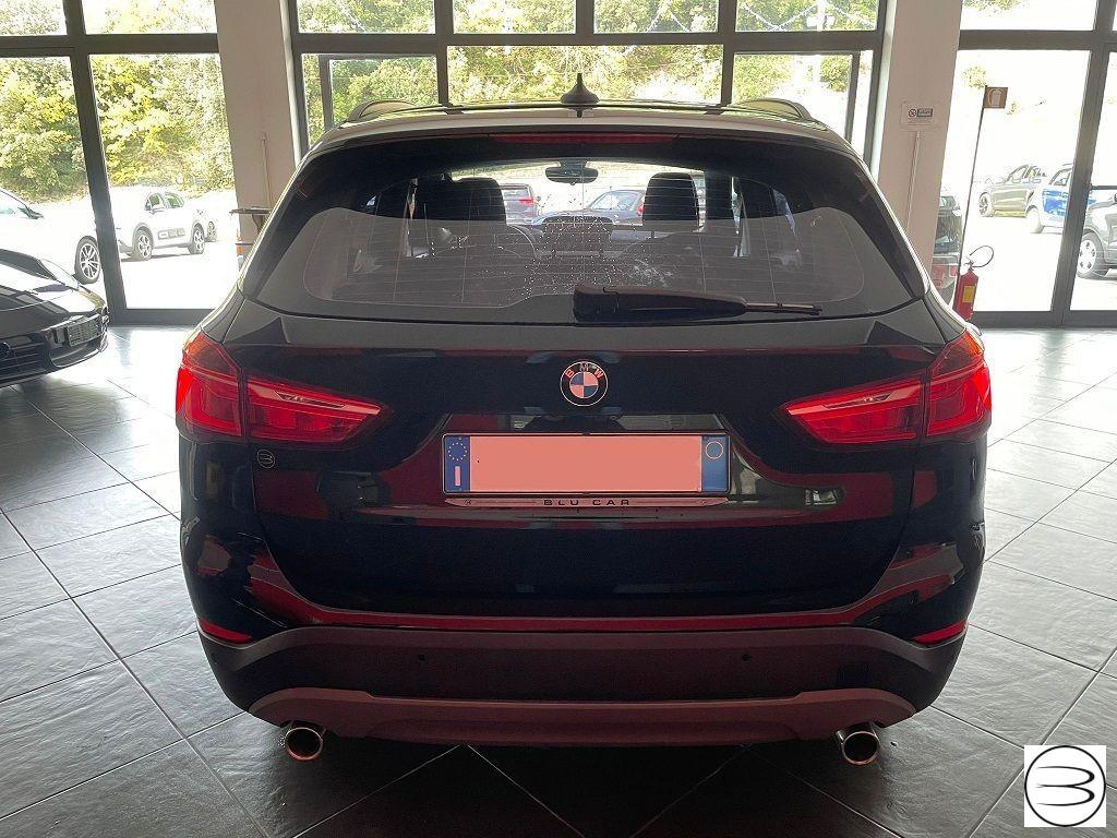 BMW - X1