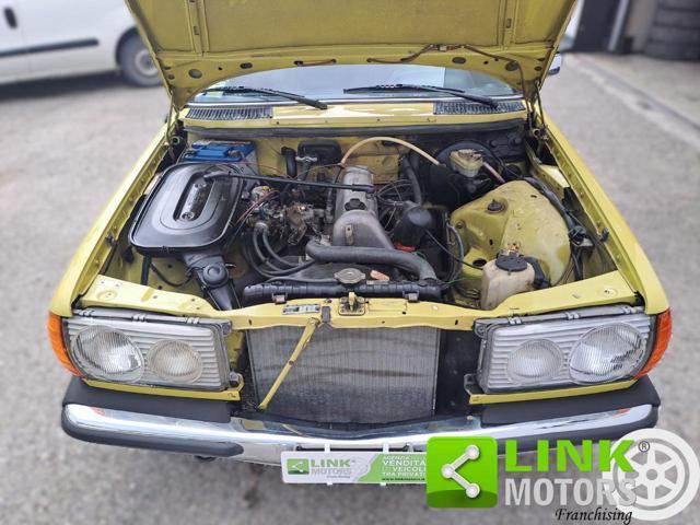 MERCEDES-BENZ 200 W123