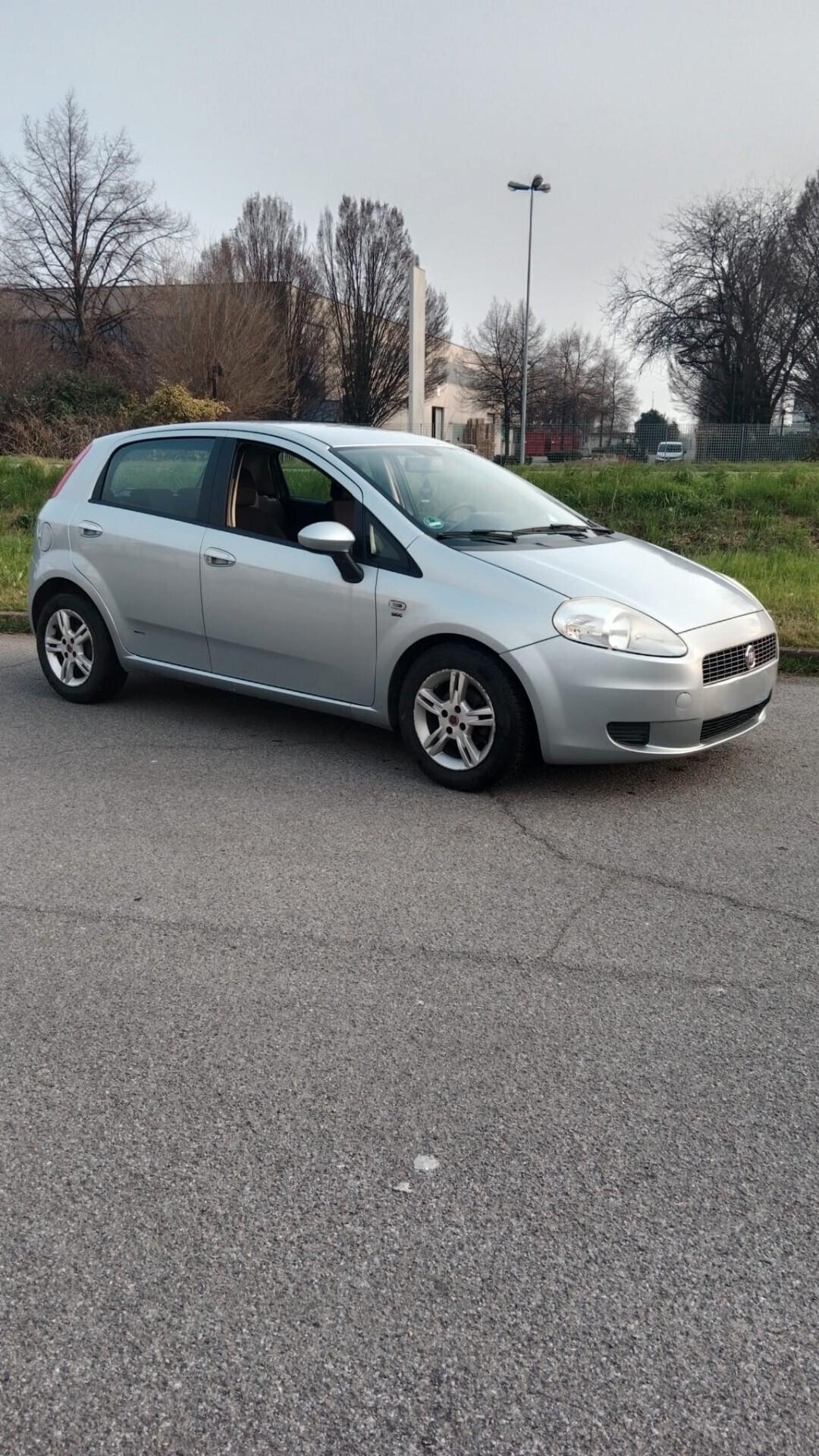 Fiat Grande Punto 1.4 5 porte Dynamic