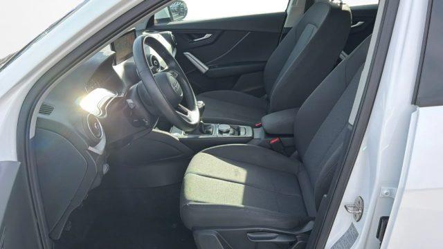 AUDI Q2 30 TDI Business