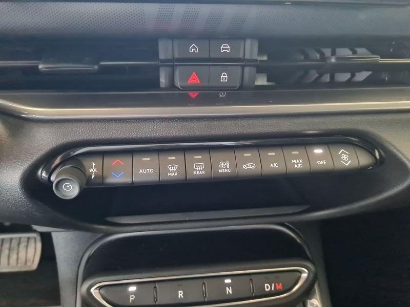 FIAT 600 1.2 Hybrid 145cv Sport Ed Mil Cort 26