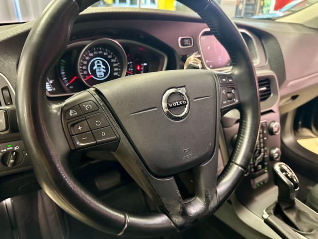 VOLVO V40 D2 Geartronic UNIPRO TAGLIANDI
