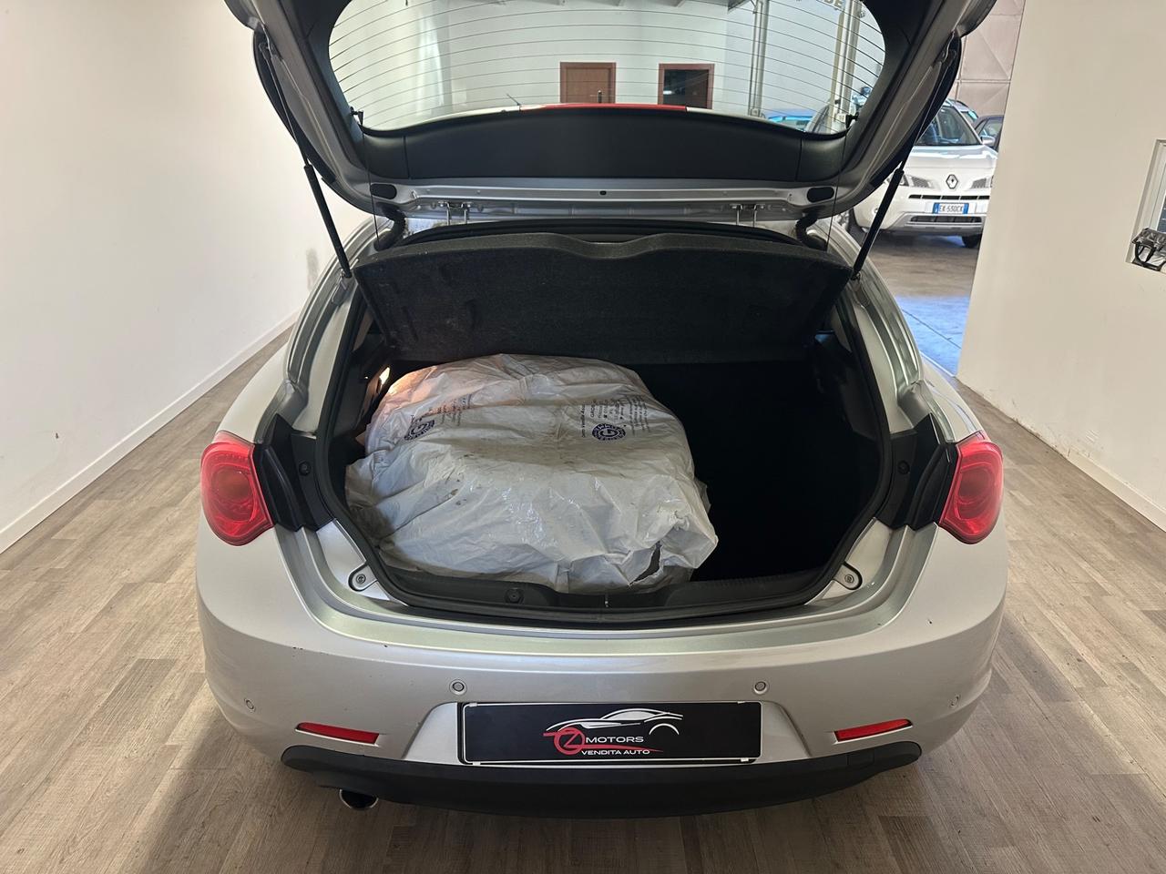 Alfa Romeo Giulietta 1.6 JTDm-2 105 CV Distinctive NEOPATENTATI