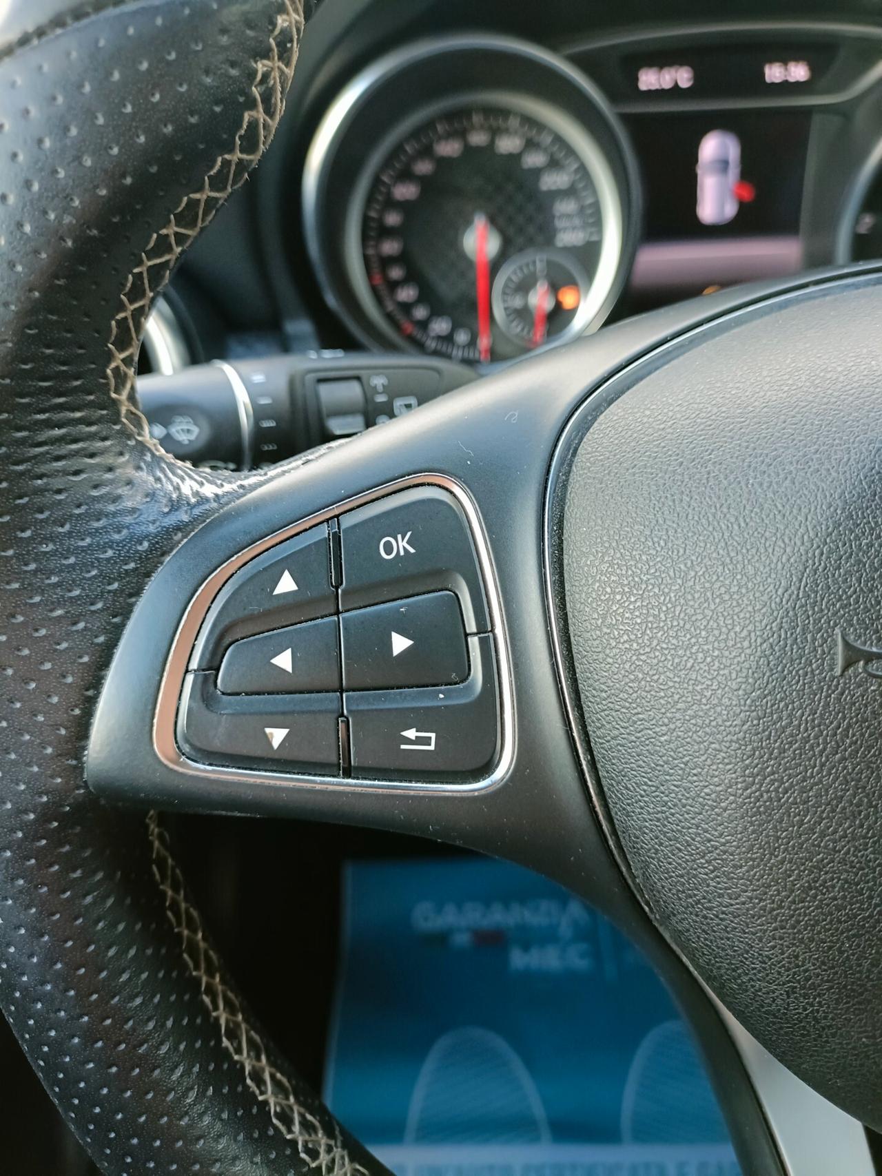Mercedes-benz A 180 d Premium