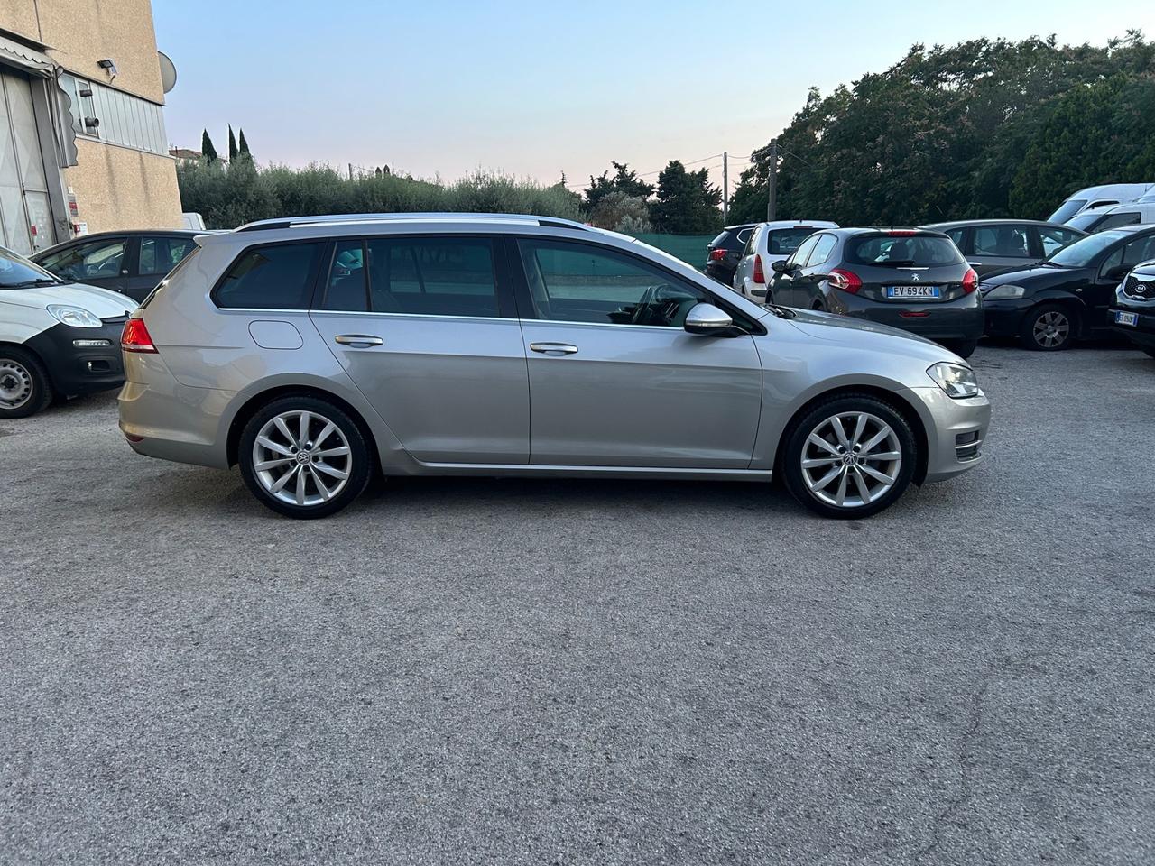 Volkswagen Golf Variant 1.6 TDI 110 CV DSG