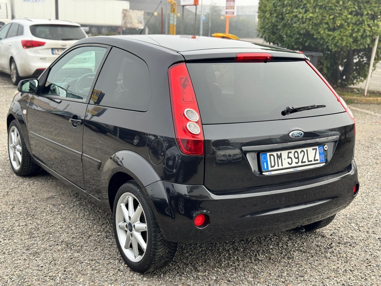 Ford Fiesta 1.4 TDCi 3p. Ghia