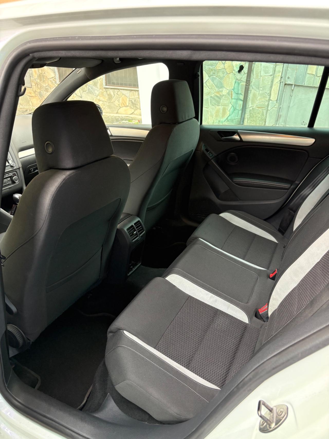 Volkswagen Golf 2.0 TSI 4mot. DSG 5p. R