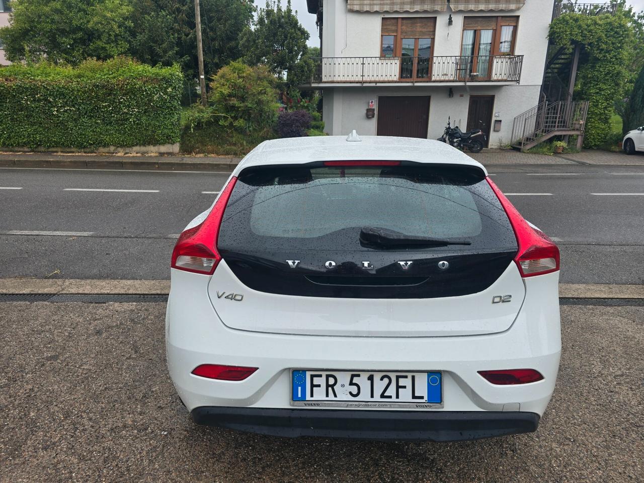 Volvo V40 D2