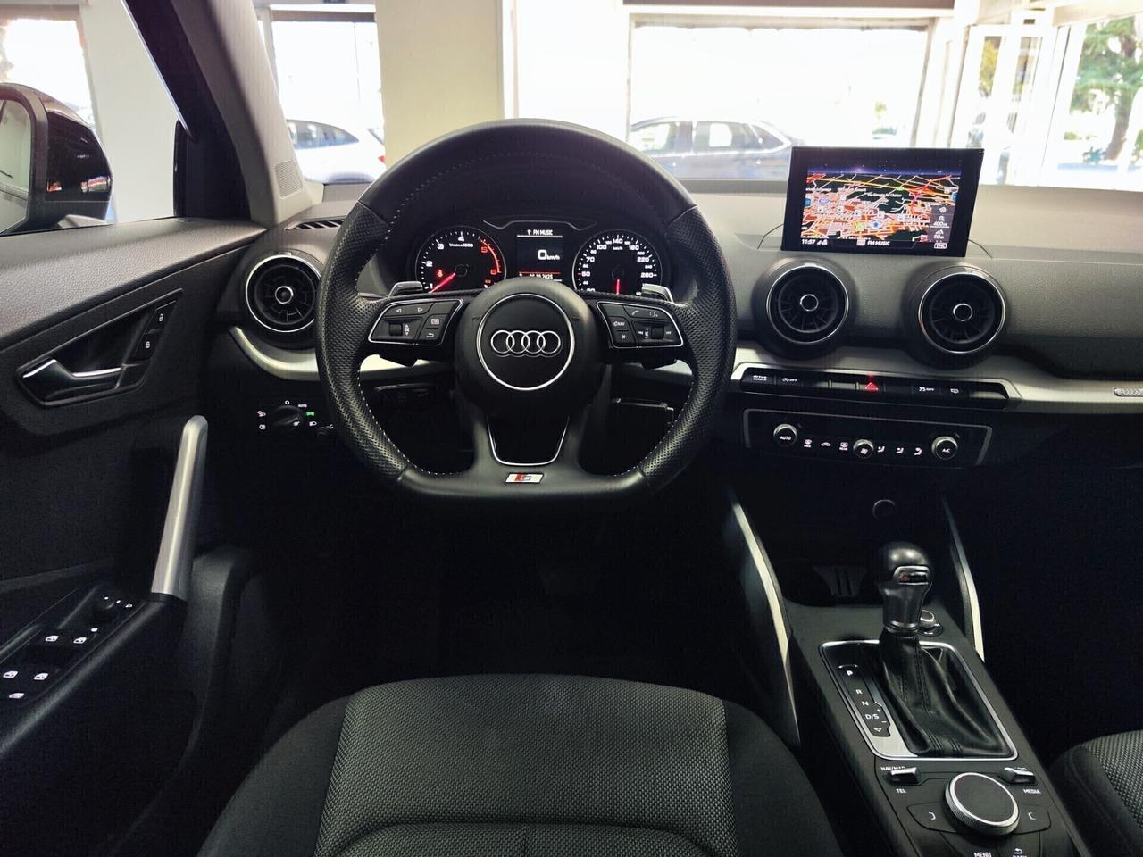 Audi Q2 30 TDI 116cv S tronic S line Edition Black