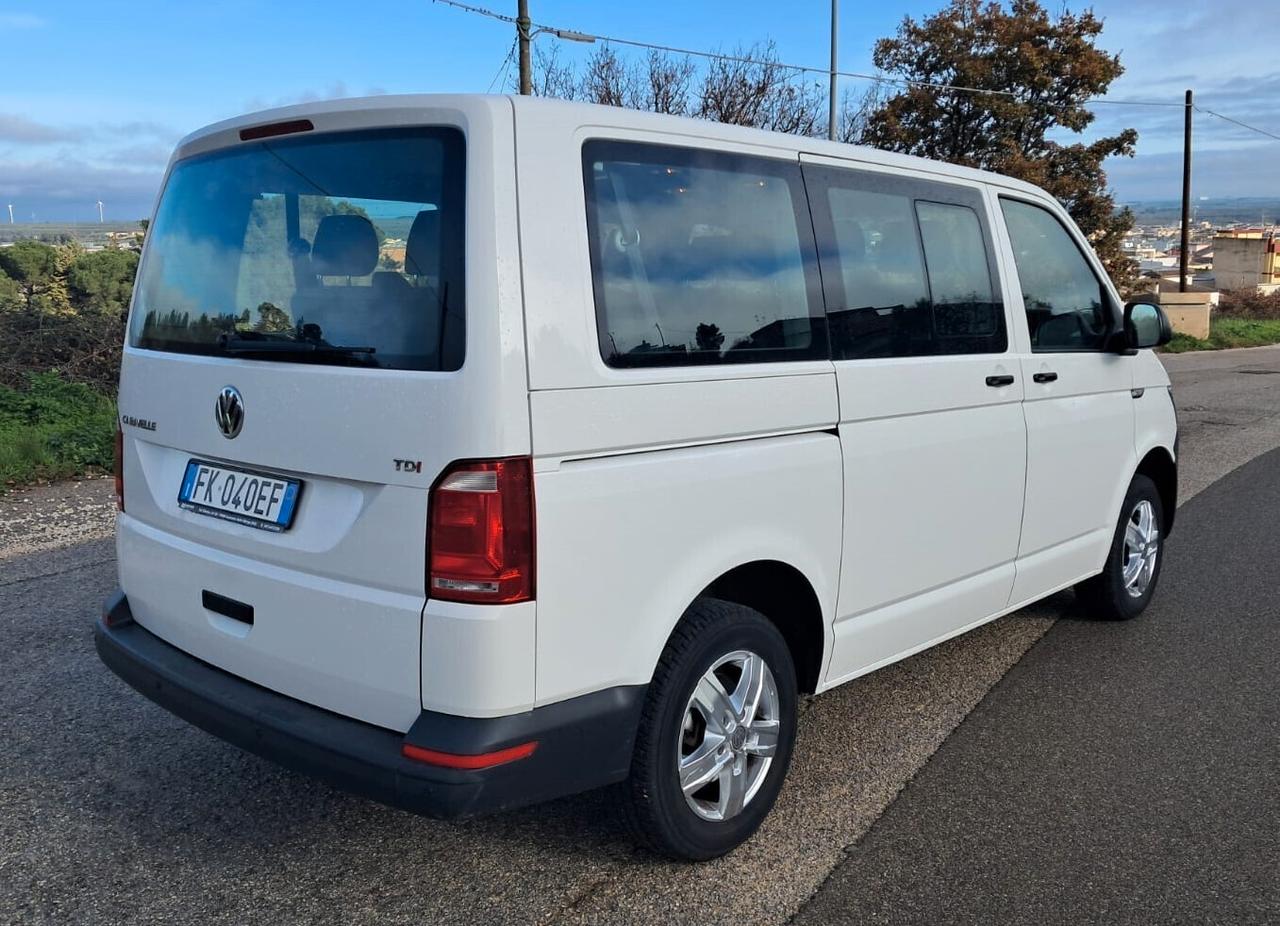 Volkswagen Caravelle 2.0 TDI DSG 9 posti (Iva Esposta)