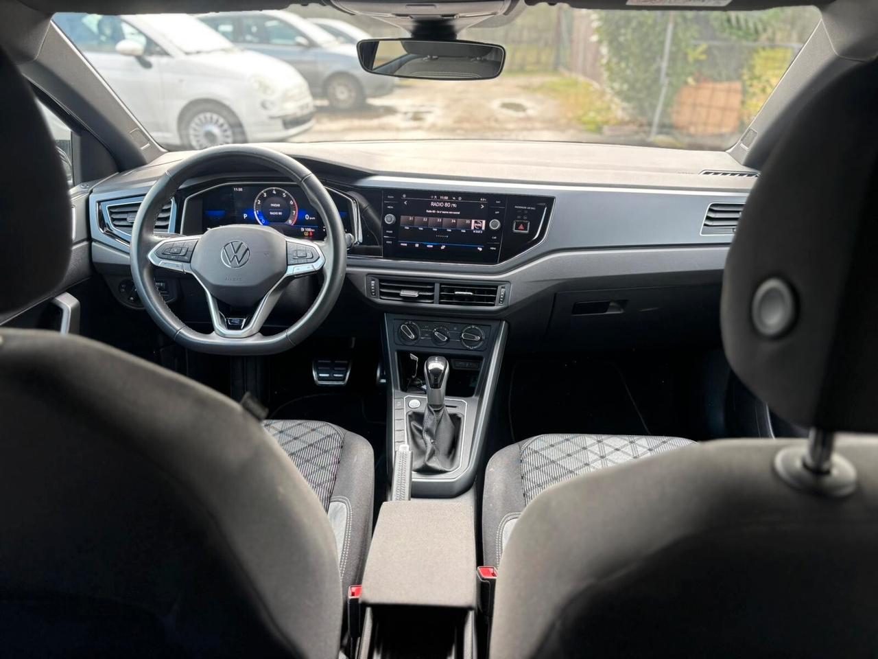 Volkswagen Polo 1.0 TSI DSG R-Line