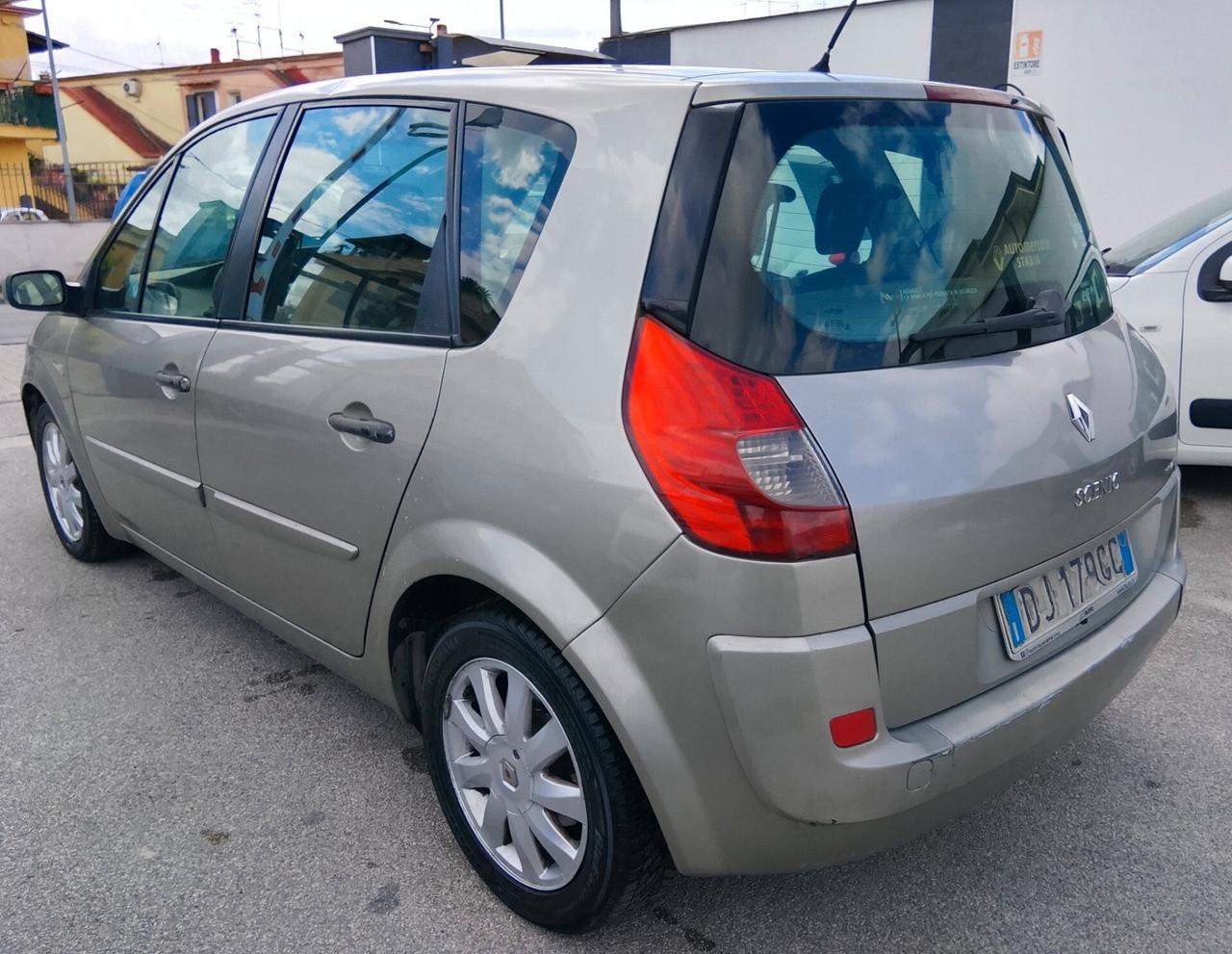 Renault Scenic 1.5 d 6 marce