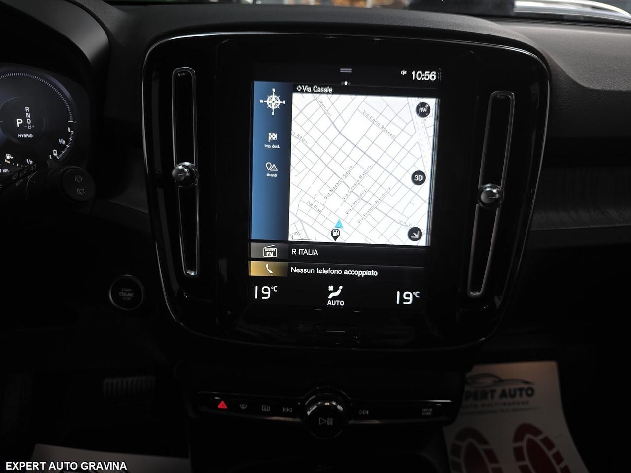 VOLVO XC40 INSCRIPTION PLUG-IN