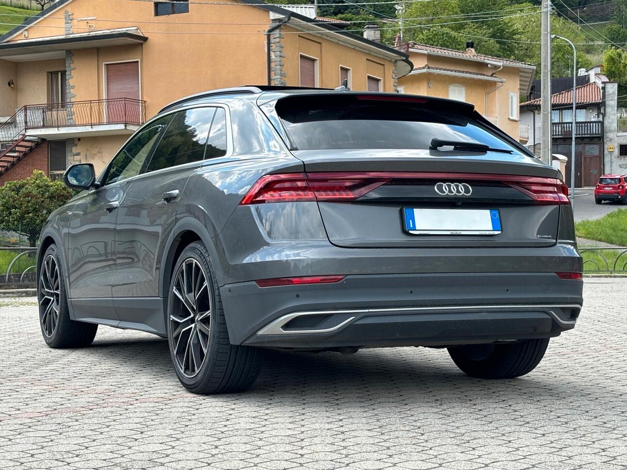 Audi Q8 50 TDI 286 CV quattro,SLINE,PANORAMA,RETROSTERZANTE