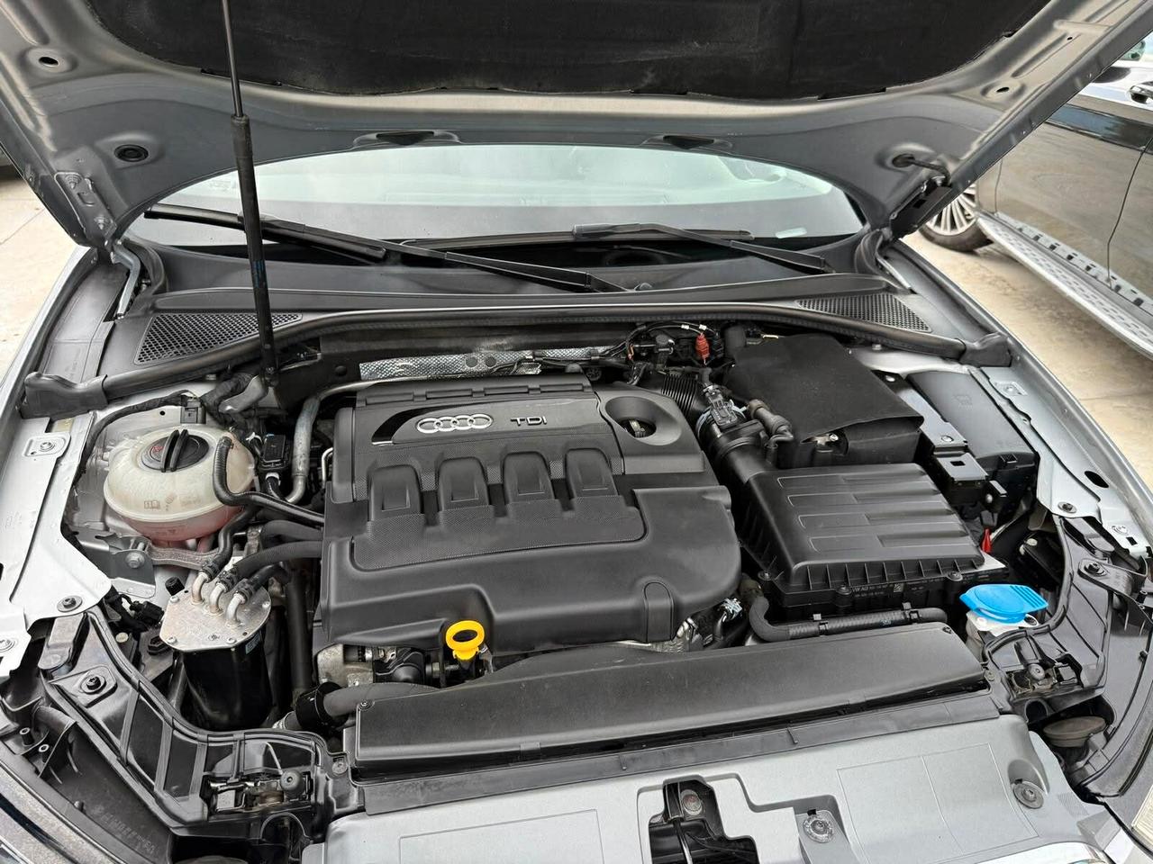 Audi A3 1.6 TDI 110CV E6 -3 Porte- UNIPRO