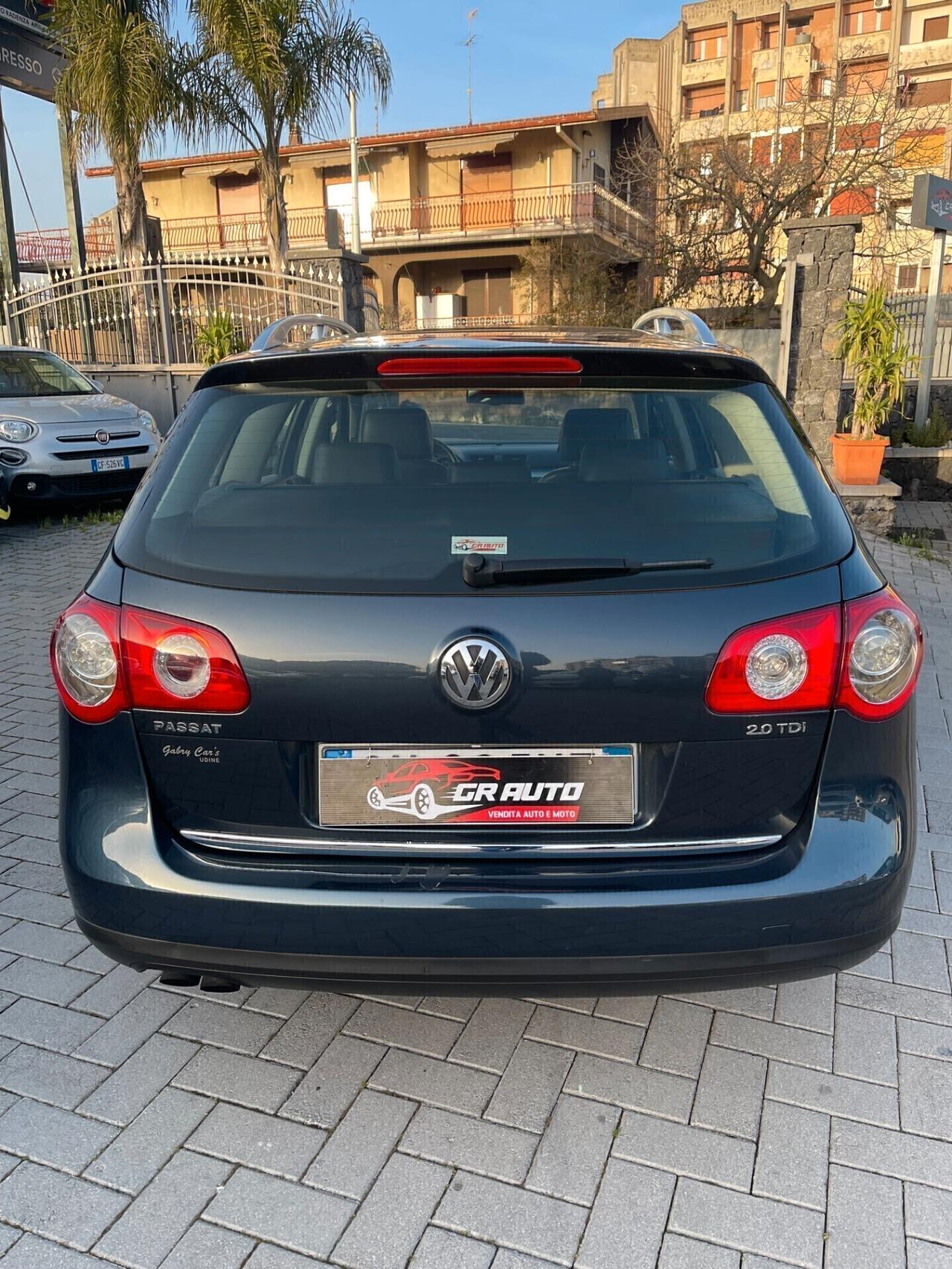 Volkswagen Passat 2.0 TDI 140cv Full Optional